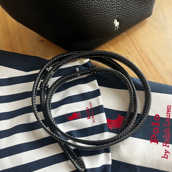 Ralph Lauren Polo Play small leather tote / crossbody bag in black leather NWT - Picture 4 of 13